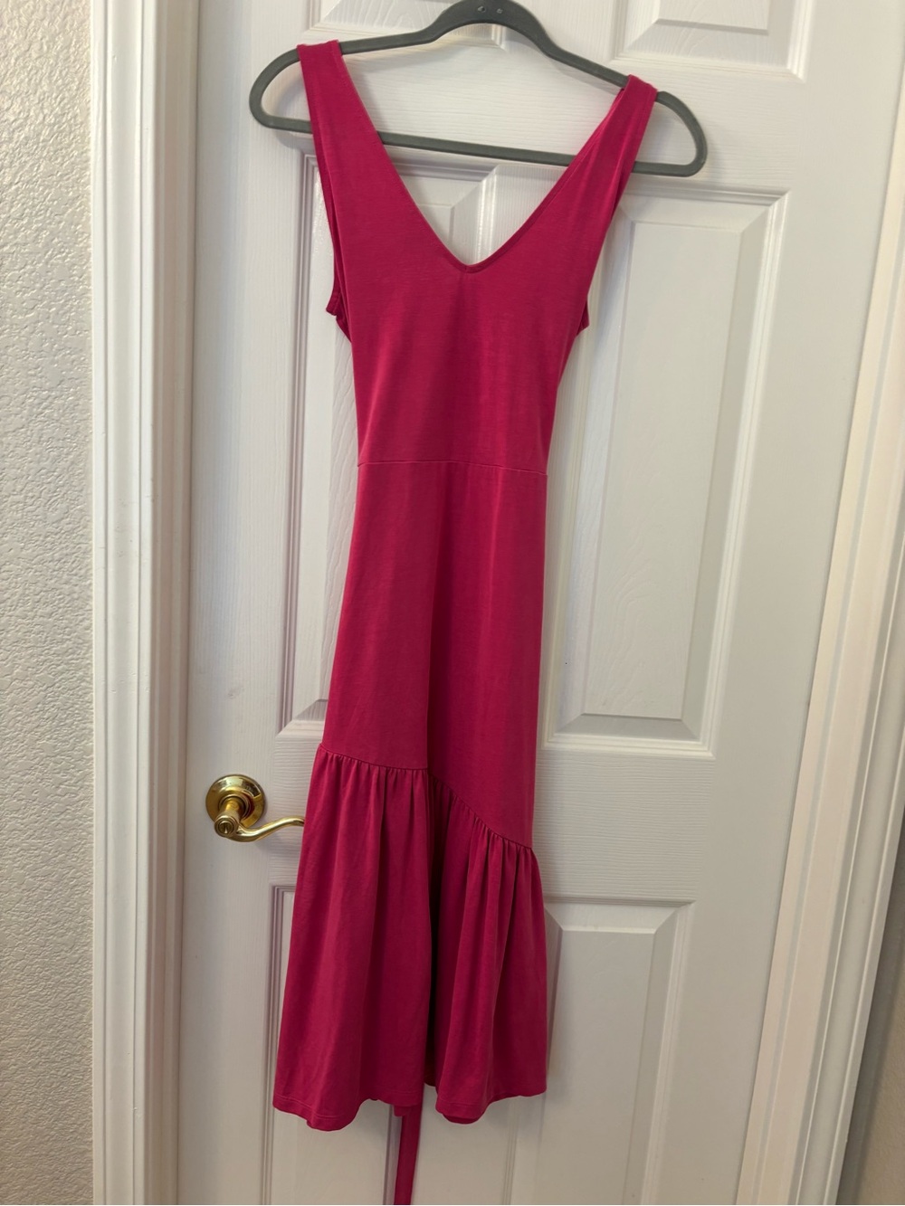 Banana Republic Raspberry Pink V-Neck Sleeveless Midi Dress